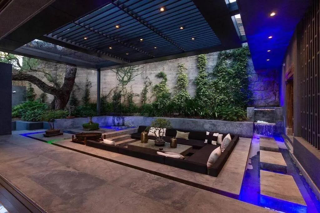 Modern Ocean Facing Villa Cape Town
